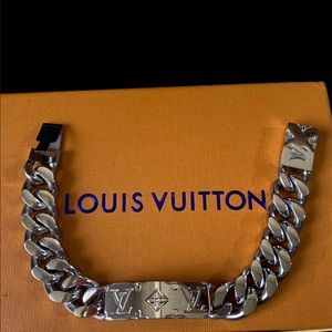 LV Bracelet